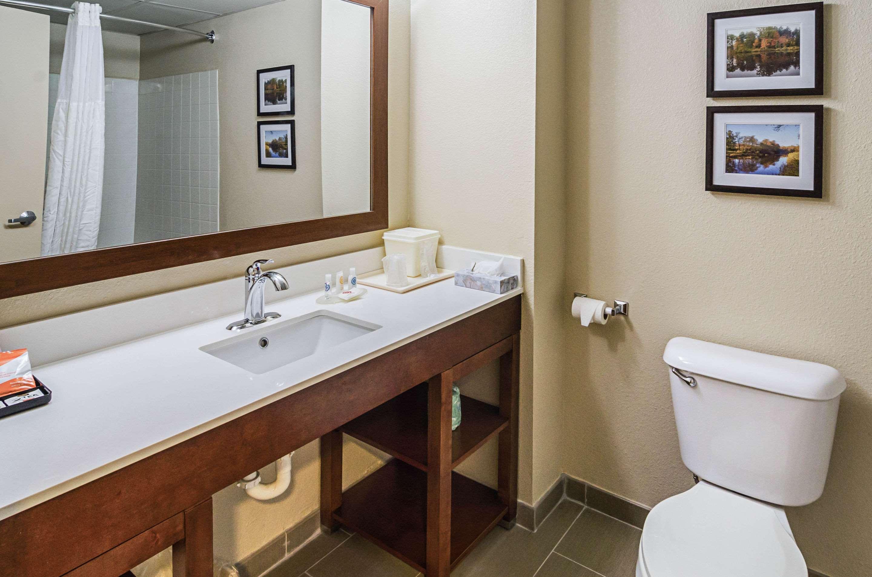Comfort Inn & Suites Oxford South Esterno foto