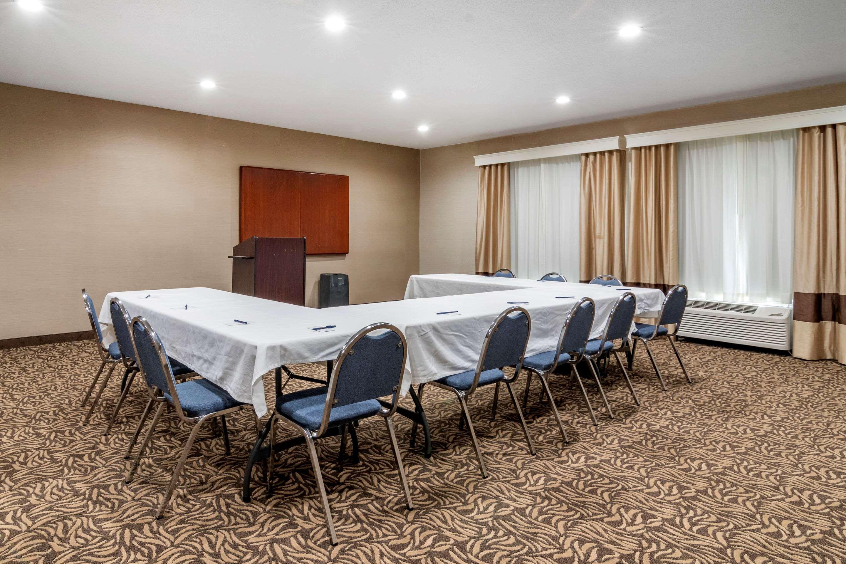 Comfort Inn & Suites Oxford South Esterno foto