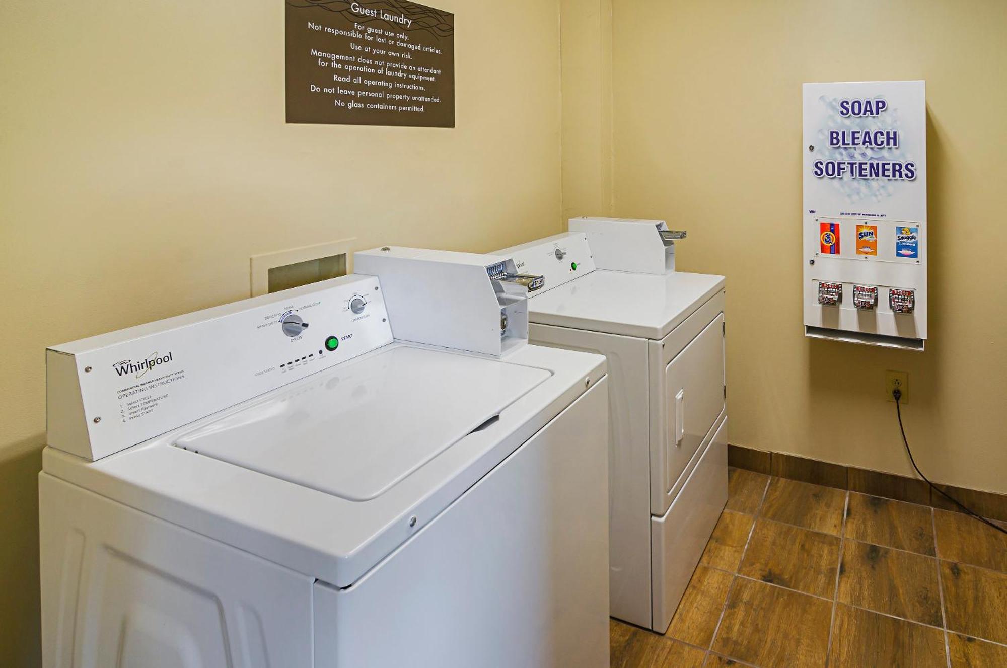 Comfort Inn & Suites Oxford South Esterno foto