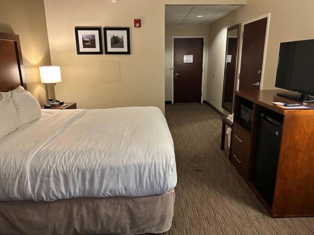 Comfort Inn & Suites Oxford South Esterno foto